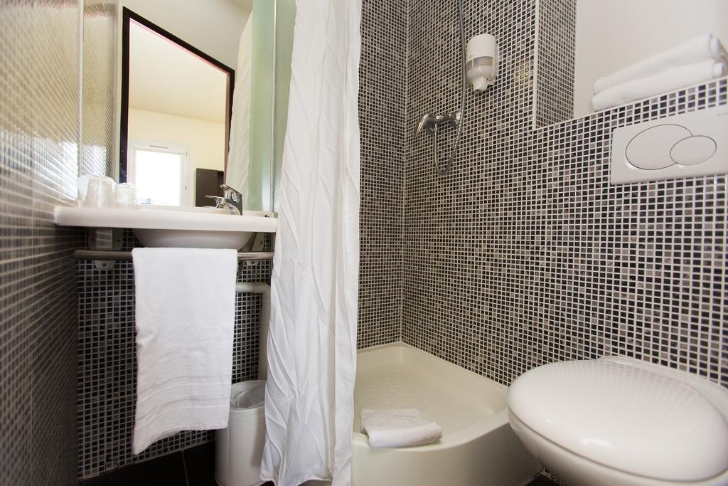 Hotel Akena Creil - Clermont Agnetz Bagian luar foto