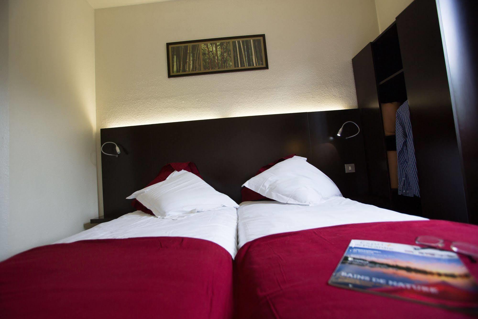 Hotel Akena Creil - Clermont Agnetz Bagian luar foto