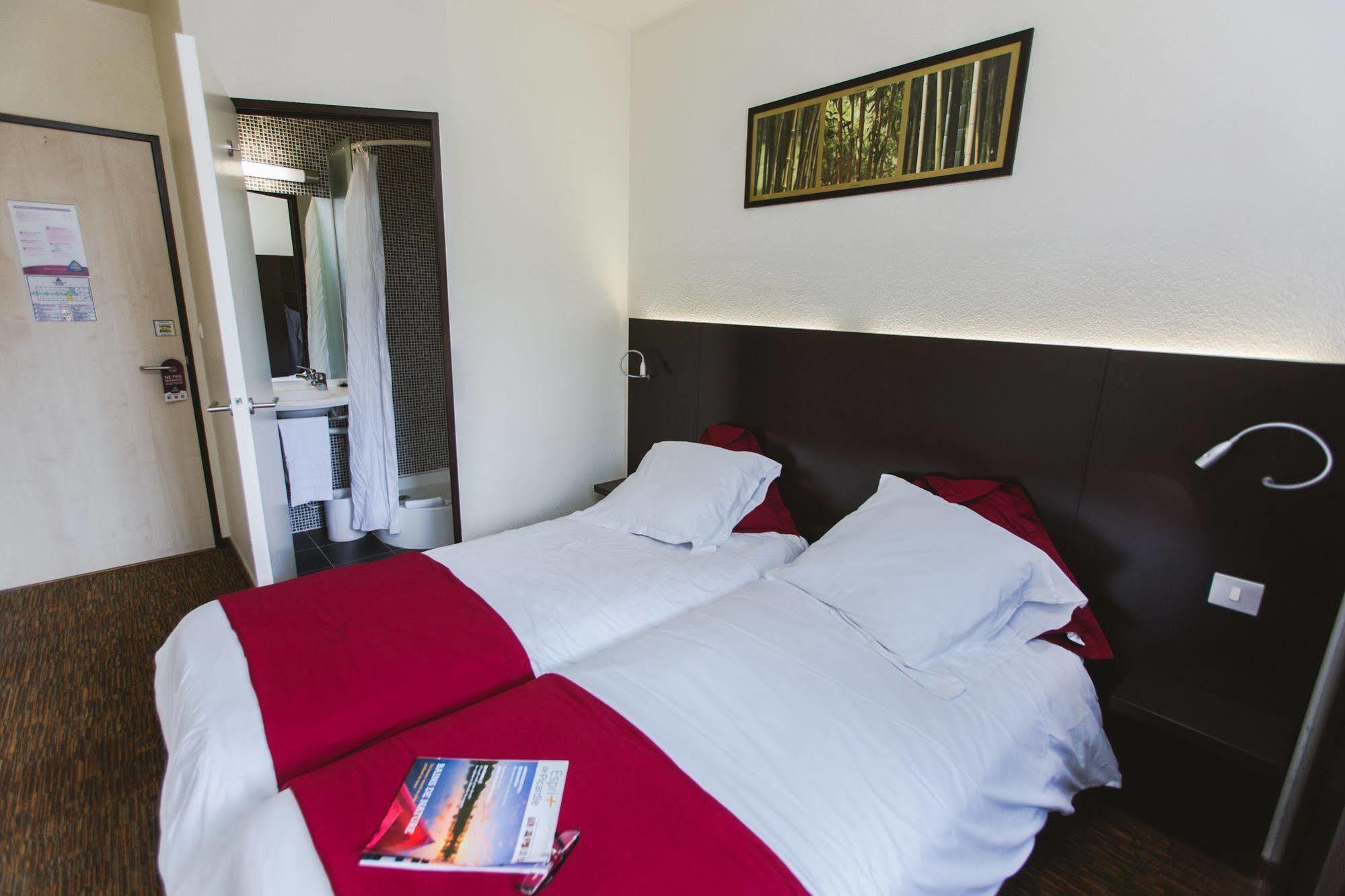 Hotel Akena Creil - Clermont Agnetz Bagian luar foto